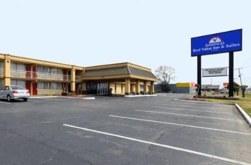 Americas Best Value Inn & Suites Greenville